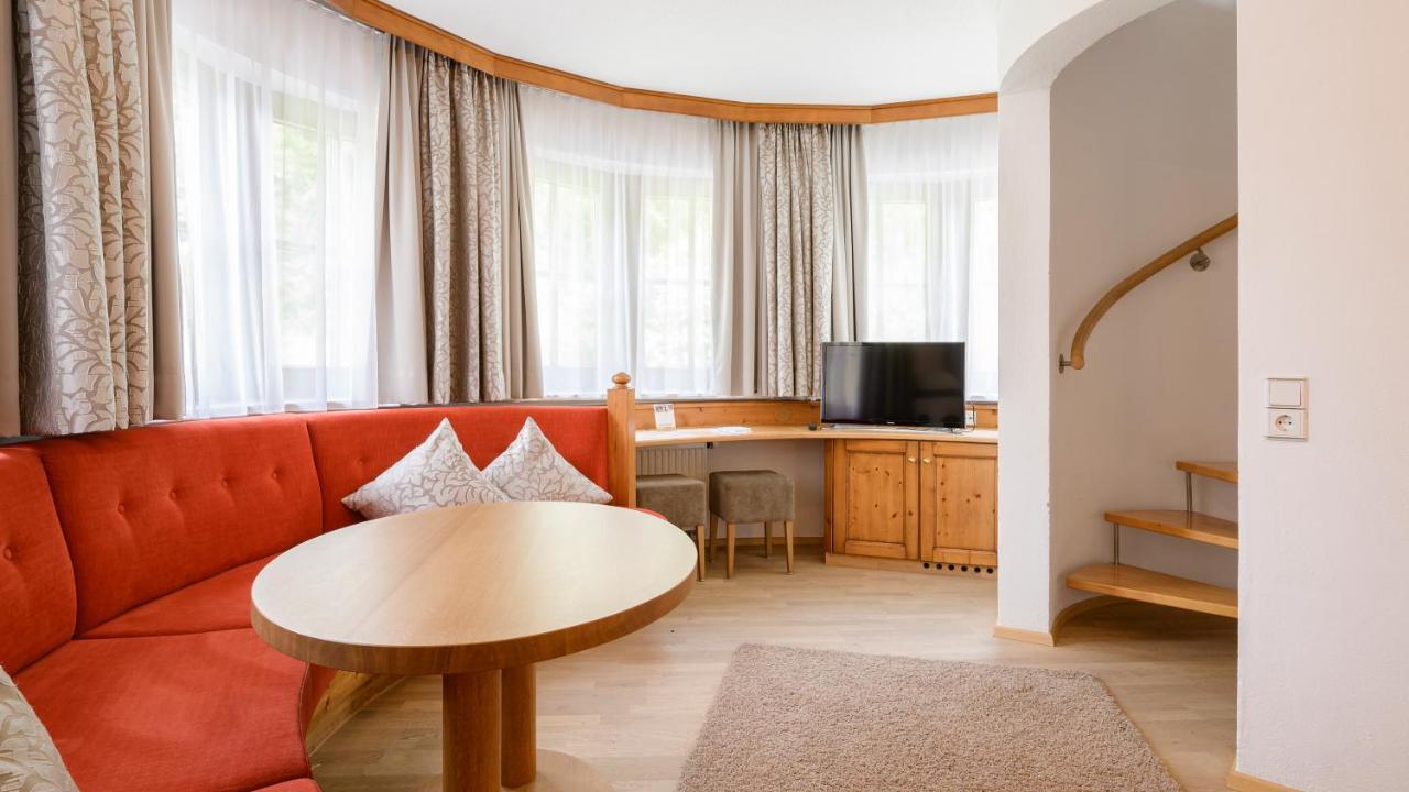 Hotel Garni Castel B&B Ischgl Extérieur photo