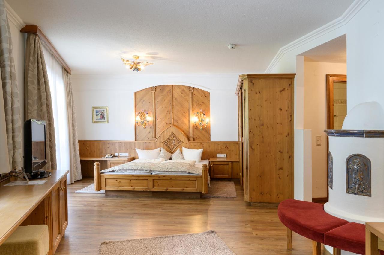 Hotel Garni Castel B&B Ischgl Extérieur photo